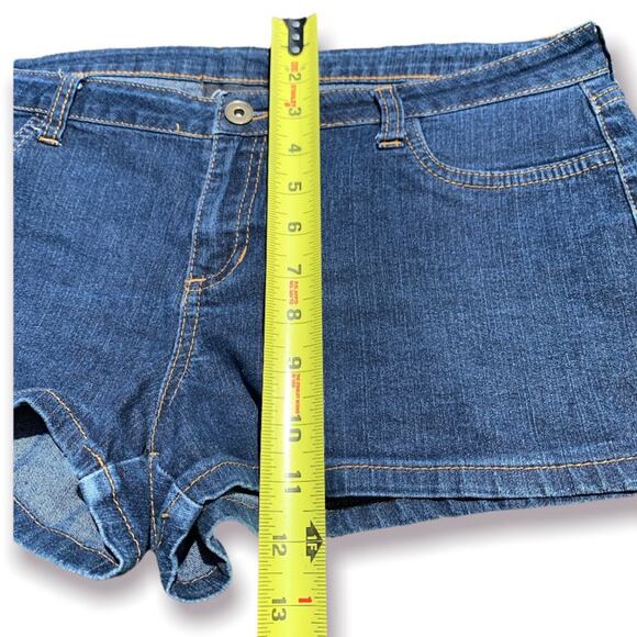 City Streets Blue Jean Mini Shorts Size 13 - Picture 3 of 6